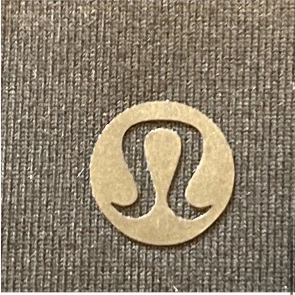 Lululemon Mesh Is More Jacket zip up in Black size six (6) - Picture 10 of 11
